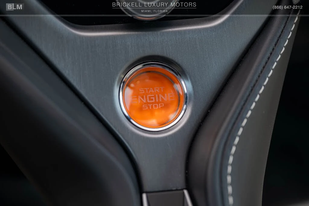 2025 McLaren 750S Coupe - Image 29 of 31