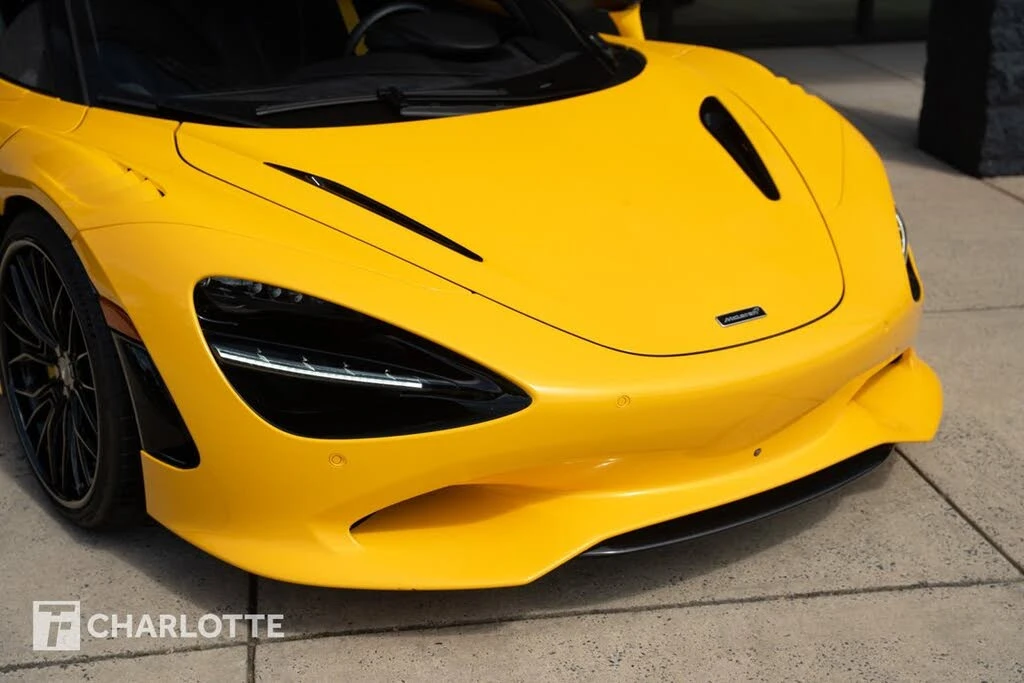 2025 McLaren 750S Coupe - Image 3 of 31