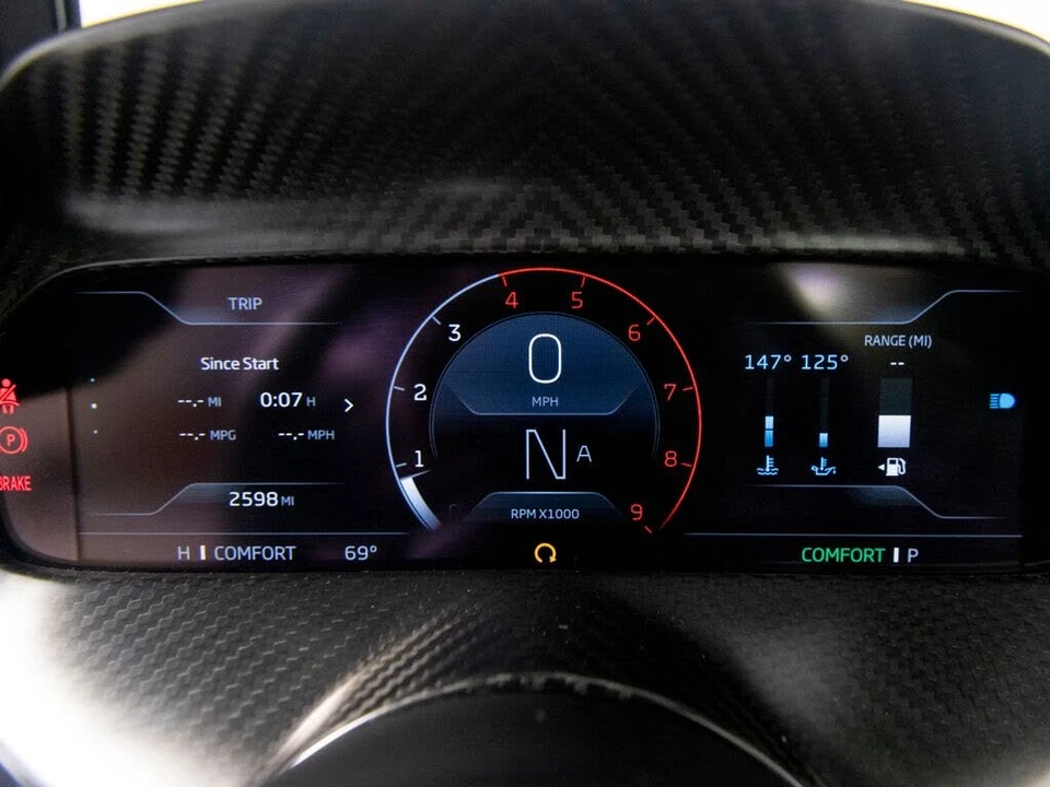 2025 McLaren 750S Coupe - Image 17 of 31