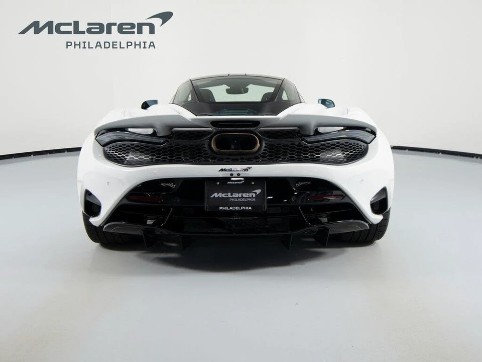 2025 McLaren 750S Coupe - Image 6 of 31