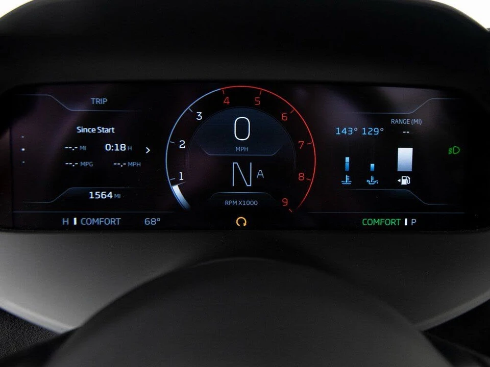 2025 McLaren 750S Coupe - Image 16 of 31