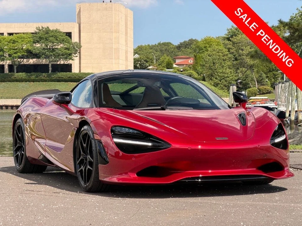 2025 McLaren 750S Coupe - Image 7 of 29