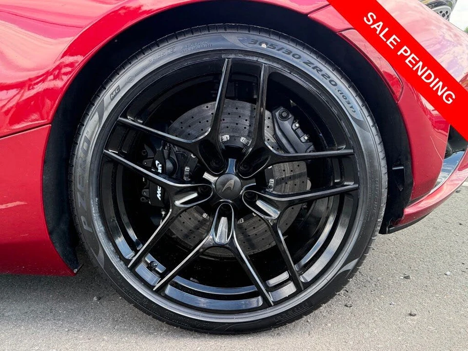 2025 McLaren 750S Coupe - Image 12 of 29