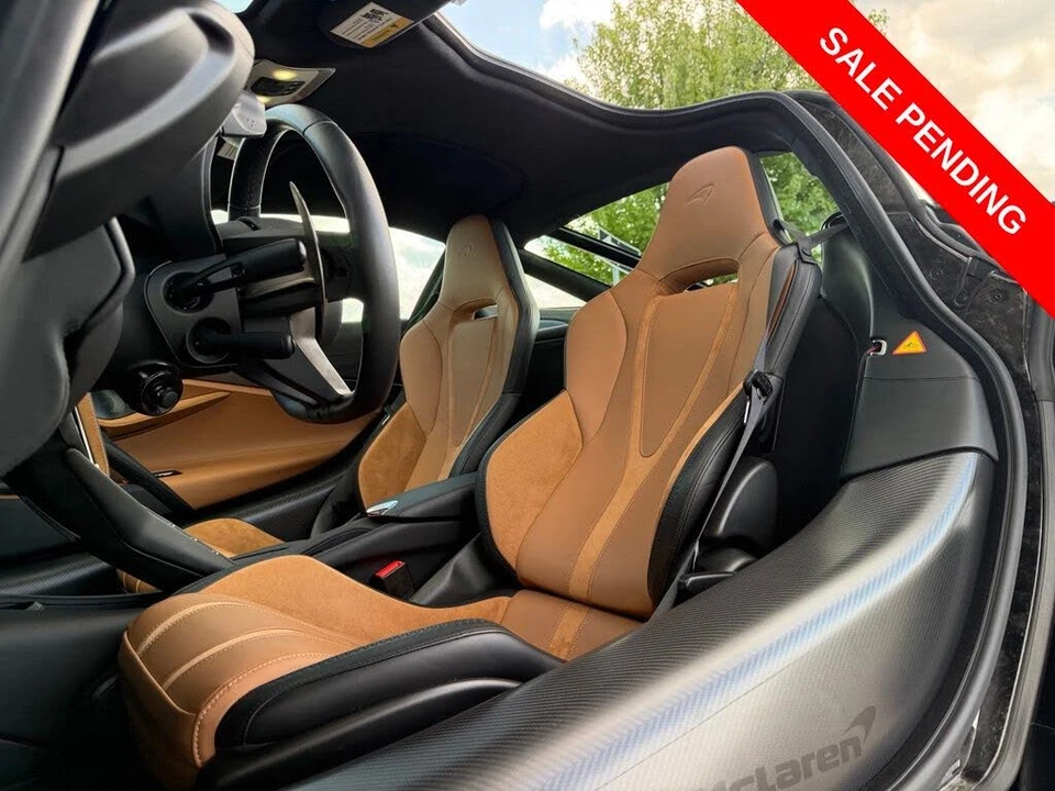 2025 McLaren 750S Coupe - Image 20 of 29
