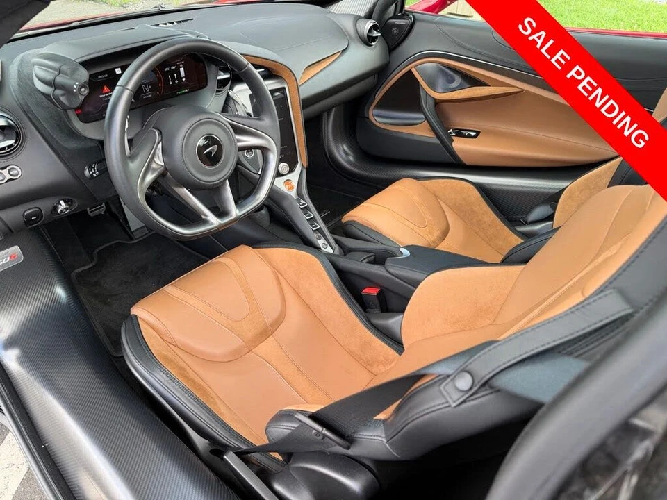 2025 McLaren 750S Coupe - Image 22 of 29