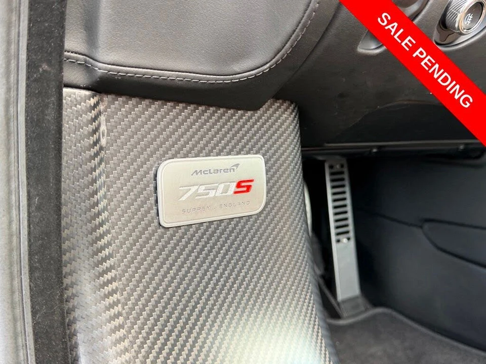 2025 McLaren 750S Coupe - Image 26 of 29