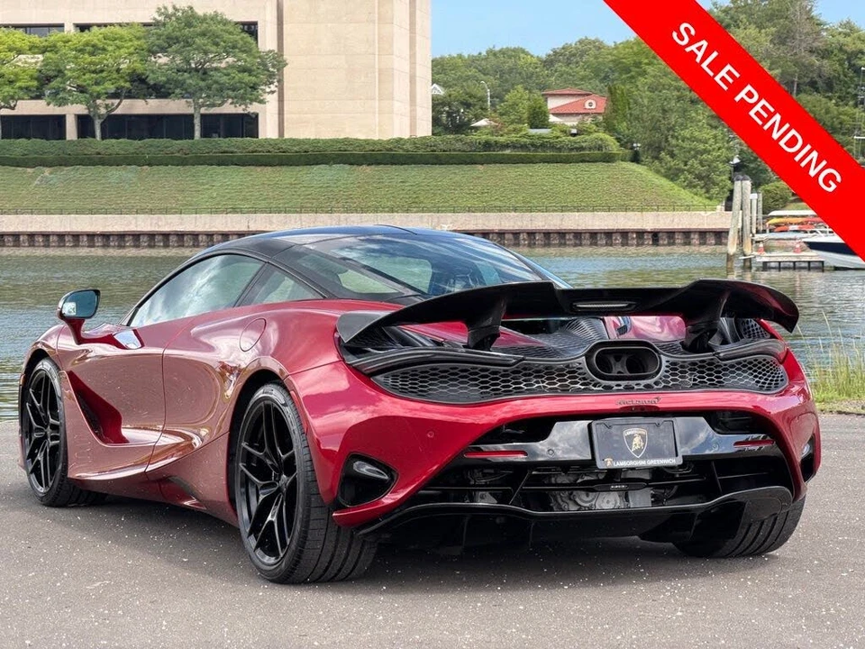 2025 McLaren 750S Coupe - Image 3 of 29