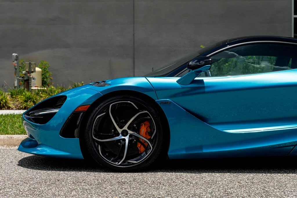 2025 McLaren 750S Coupe - Image 30 of 31