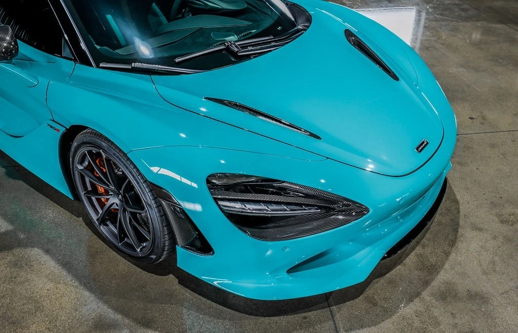 2025 McLaren 750S Coupe - Image 10 of 31