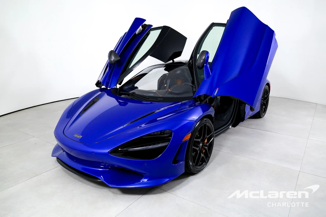 2025 McLaren 750S - Image 5 of 12