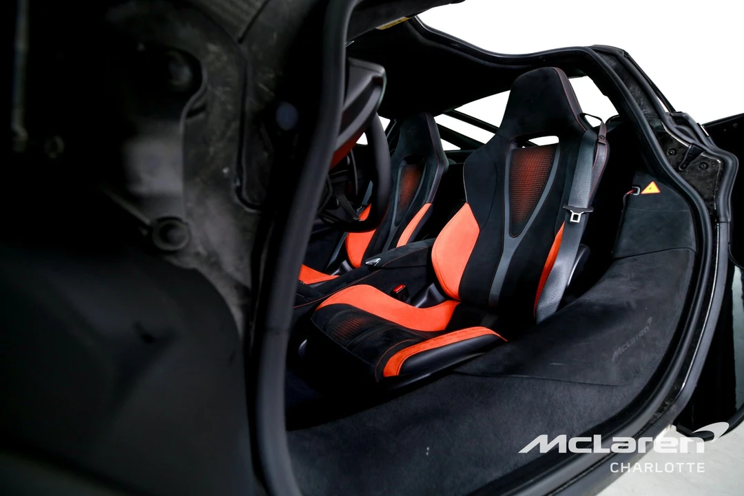 2025 McLaren 750S - Image 12 of 12