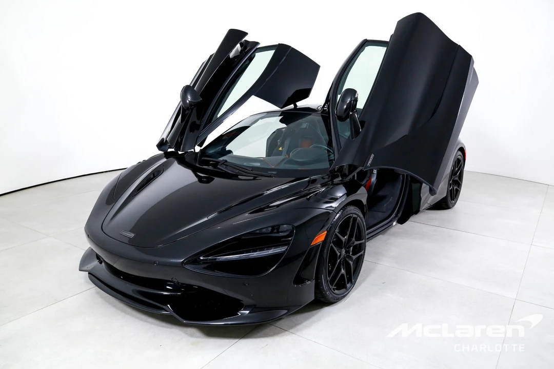 2025 McLaren 750S - Image 5 of 12