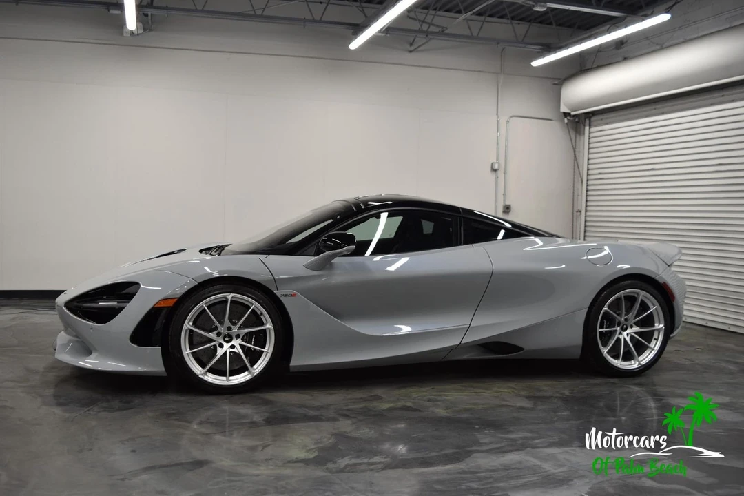 2025 McLaren 750S - Image 7 of 21