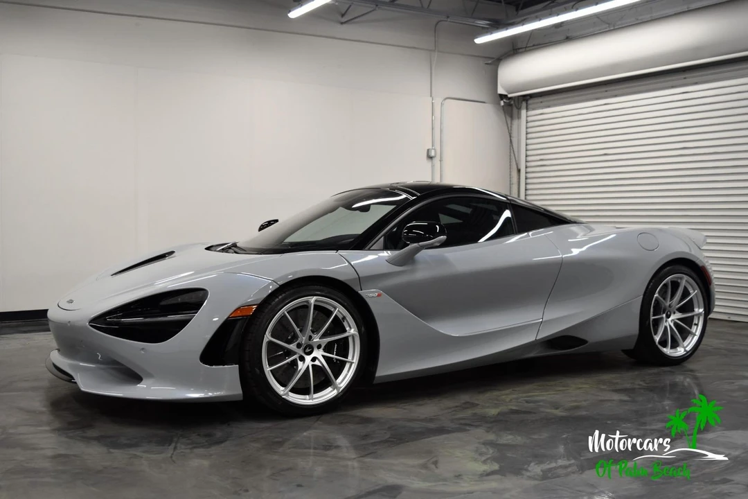 2025 McLaren 750S - Image 6 of 21