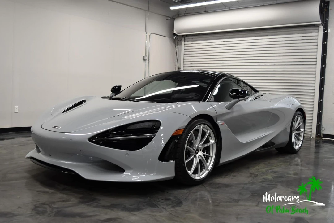 2025 McLaren 750S - Image 5 of 21