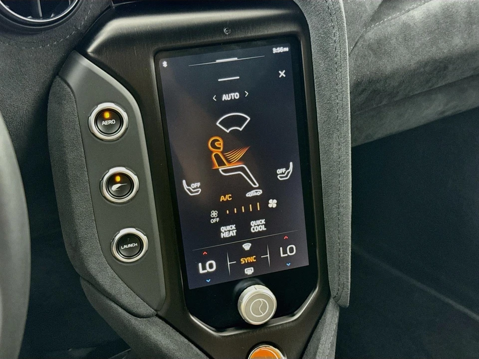2025 McLaren 750S - Image 17 of 31