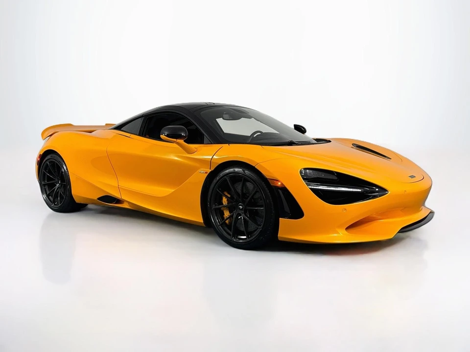 2025 McLaren 750S - Image 3 of 31