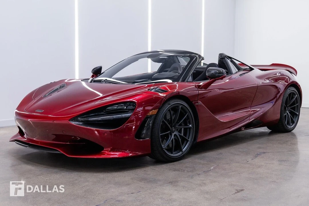 2025 McLaren 750S - Image 2 of 2