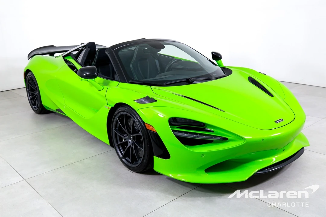 2025 McLaren 750S - Image 4 of 31