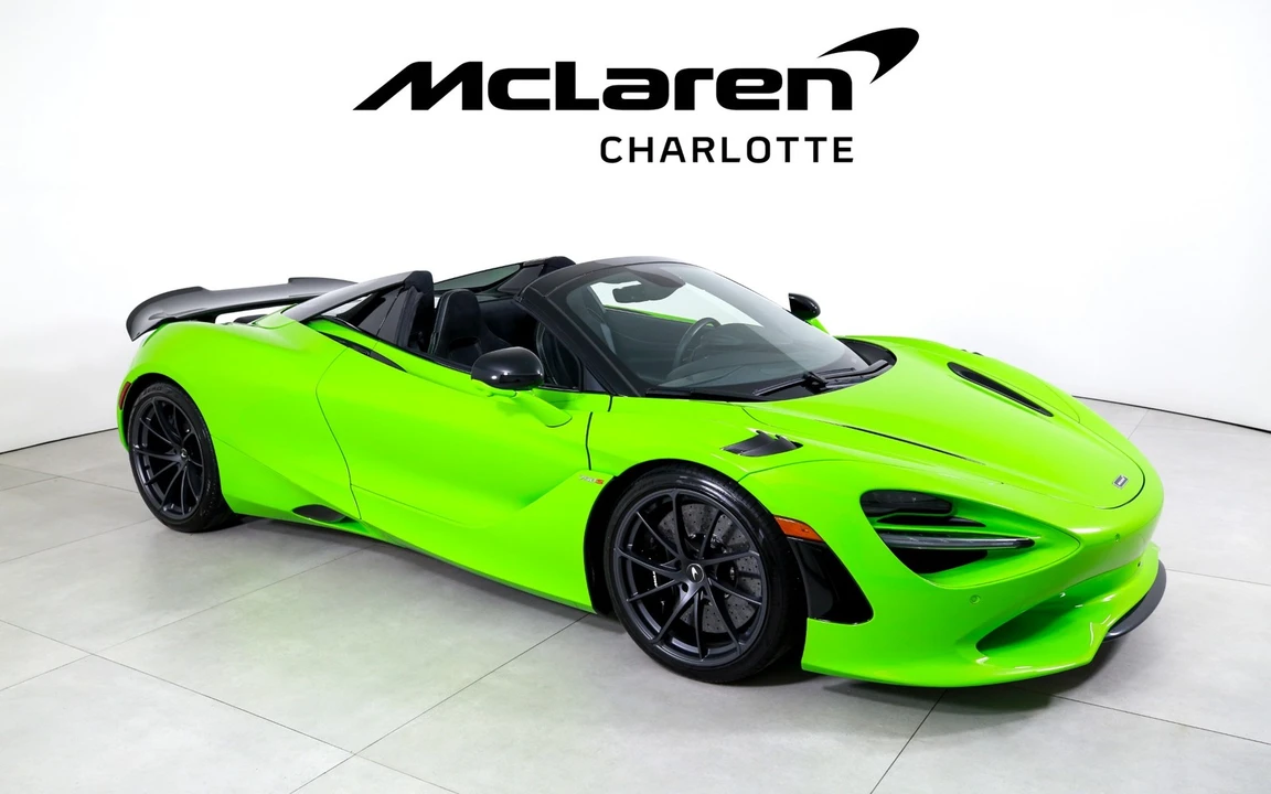 2025 McLaren 750S - Image 2 of 21