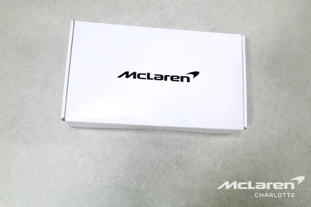 2025 McLaren 750S - Image 24 of 31