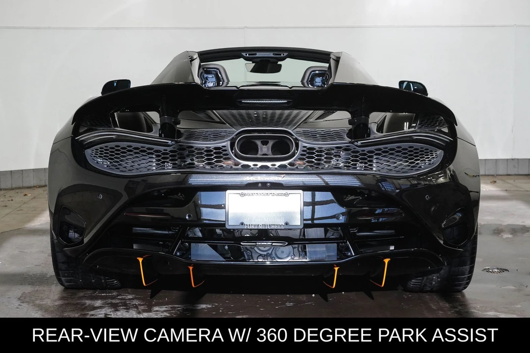 2025 McLaren 750S Spider - Image 8 of 12