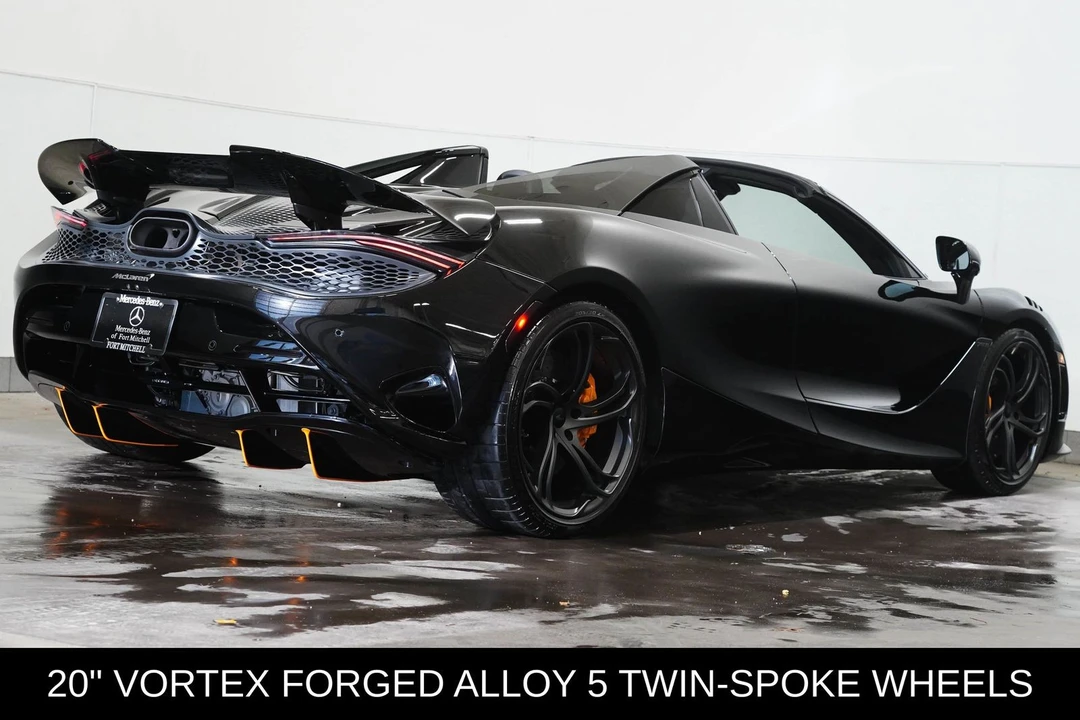 2025 McLaren 750S Spider - Image 6 of 12