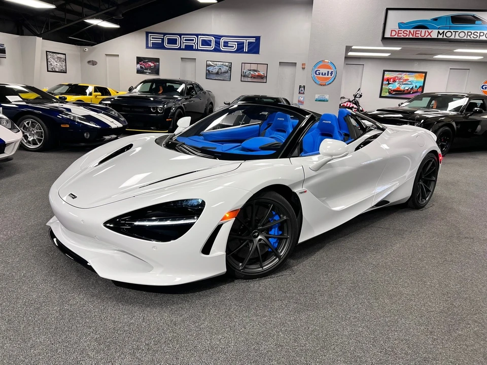 2025 McLaren 750S Spider - Image 2 of 21