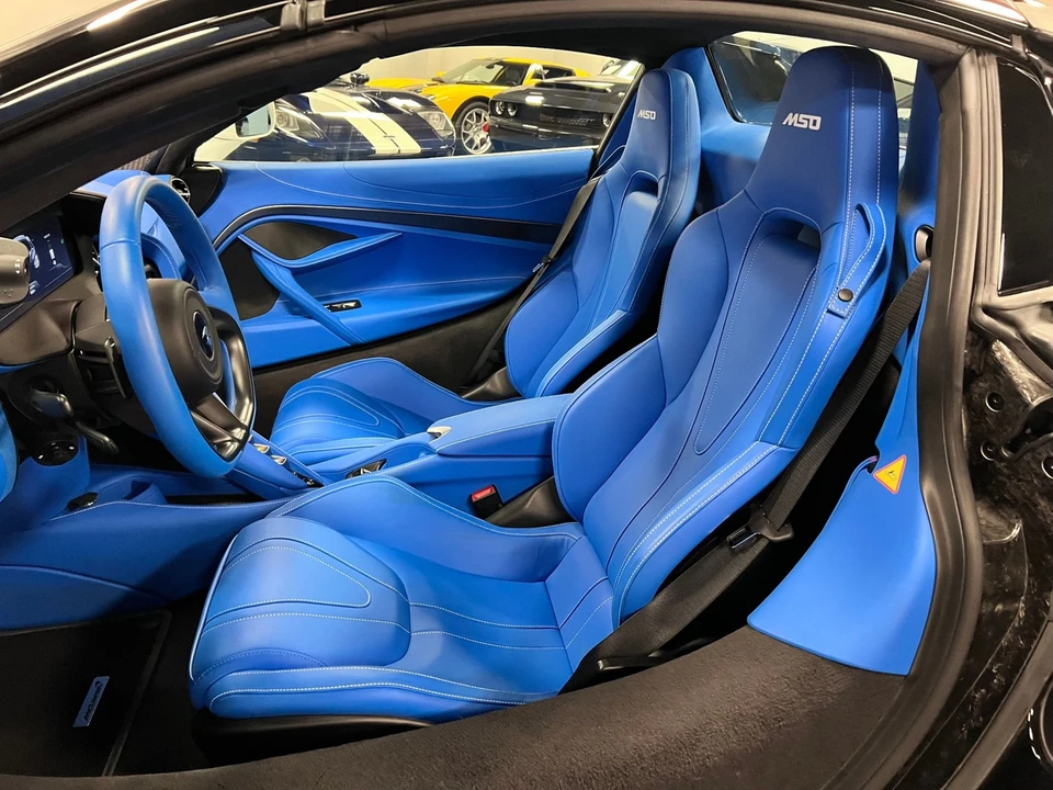 2025 McLaren 750S Spider - Image 20 of 21