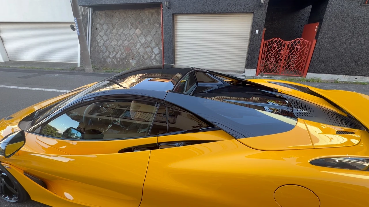 2025 McLaren 750S Spider - Image 31 of 31