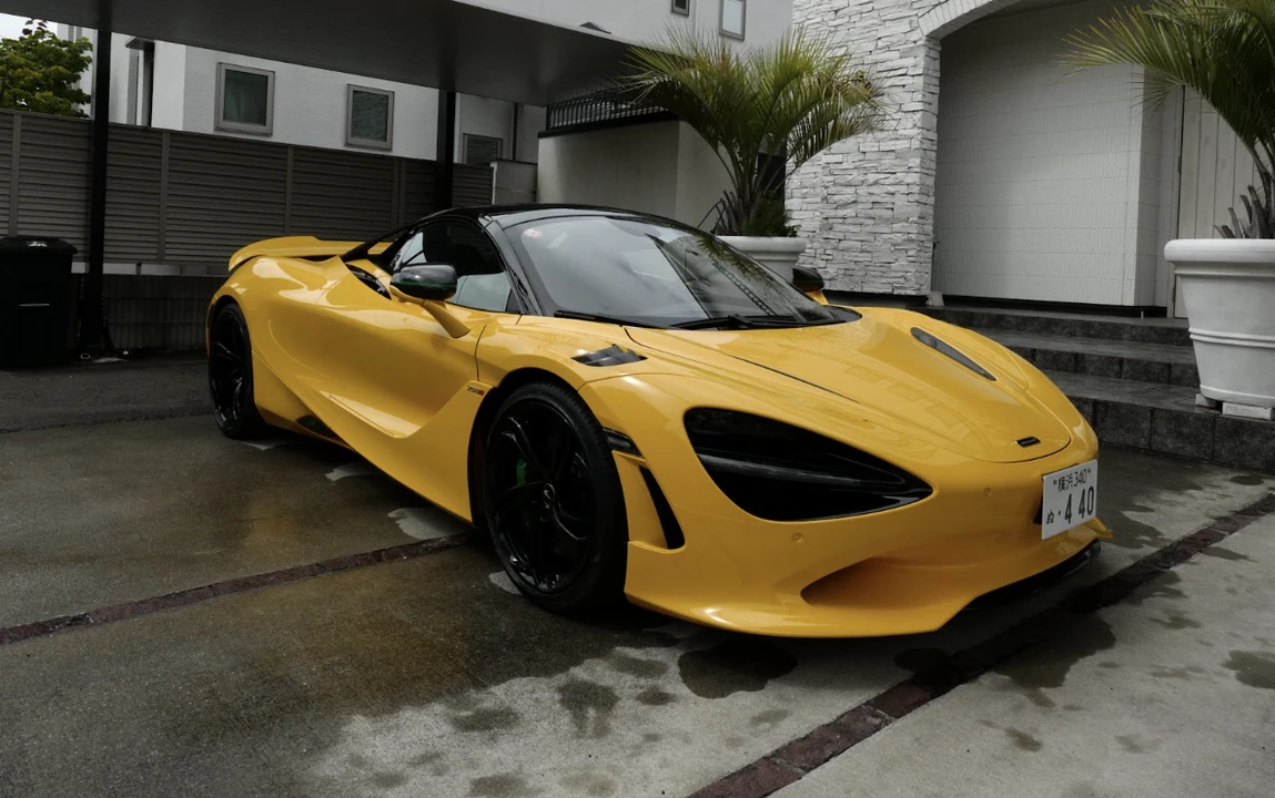 2025 McLaren 750S Spider - Image 23 of 31