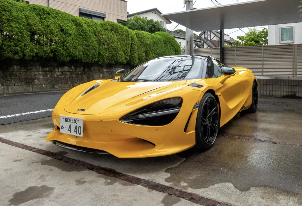 2025 McLaren 750S Spider - Image 24 of 31