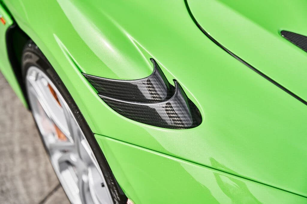 2025 McLaren 750S Spider - Image 9 of 31