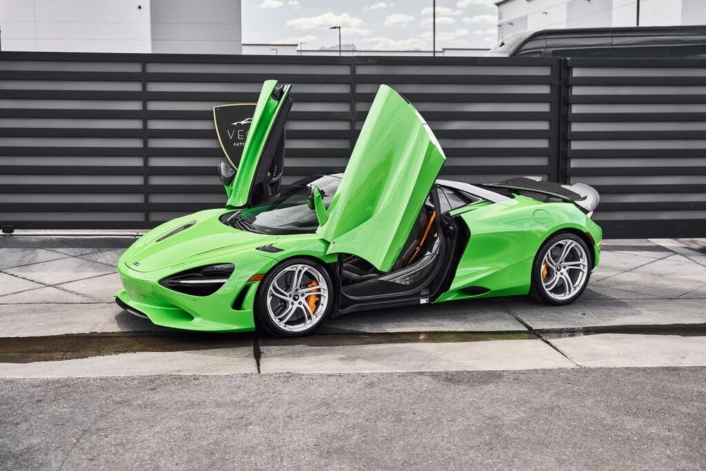 2025 McLaren 750S Spider - Image 5 of 31