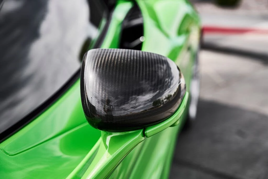 2025 McLaren 750S Spider - Image 11 of 31