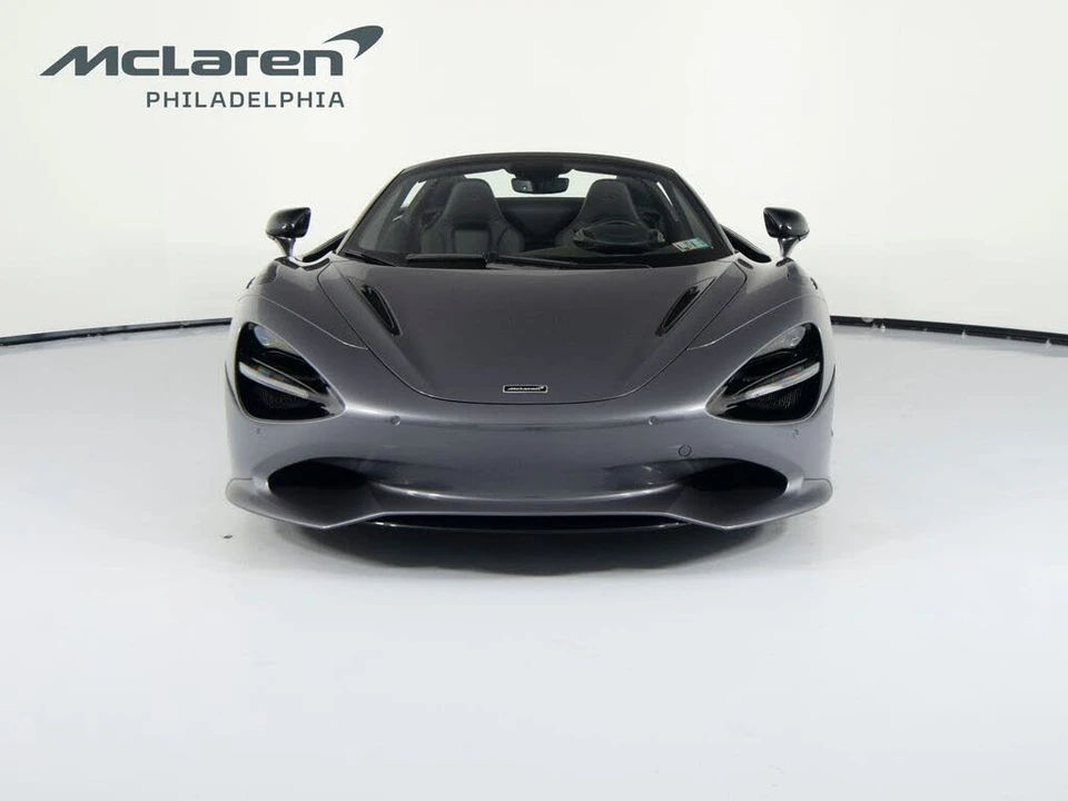 2025 McLaren 750S Spider - Image 3 of 31