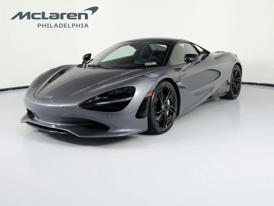 2025 McLaren 750S Spider - Image 2 of 31