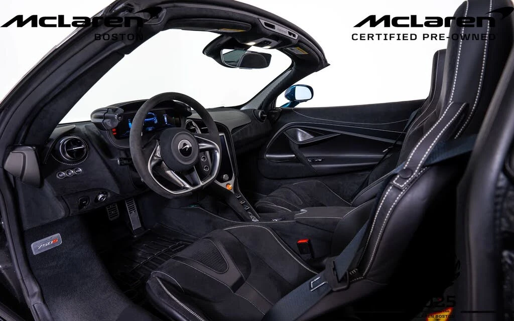 2025 McLaren 750S Spider - Image 21 of 26