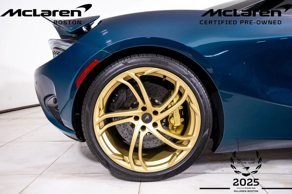 2025 McLaren 750S Spider - Image 18 of 26