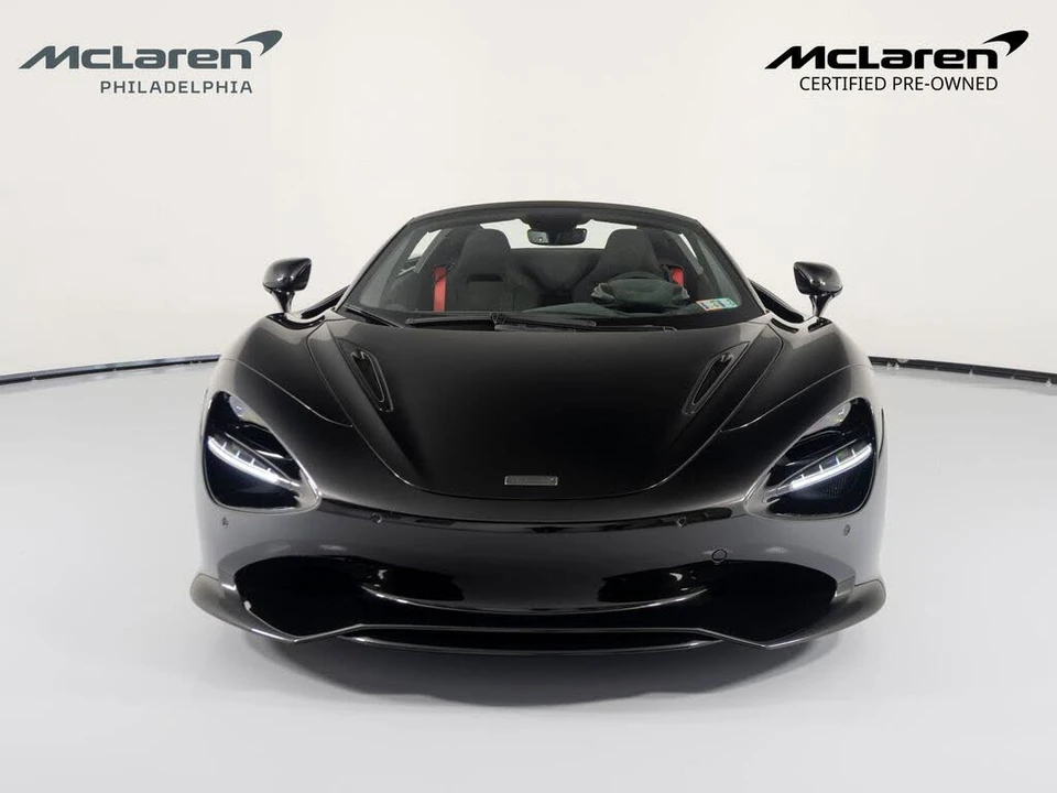 2025 McLaren 750S Spider - Image 9 of 31