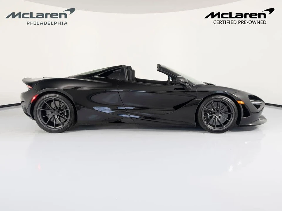 2025 McLaren 750S Spider - Image 7 of 31