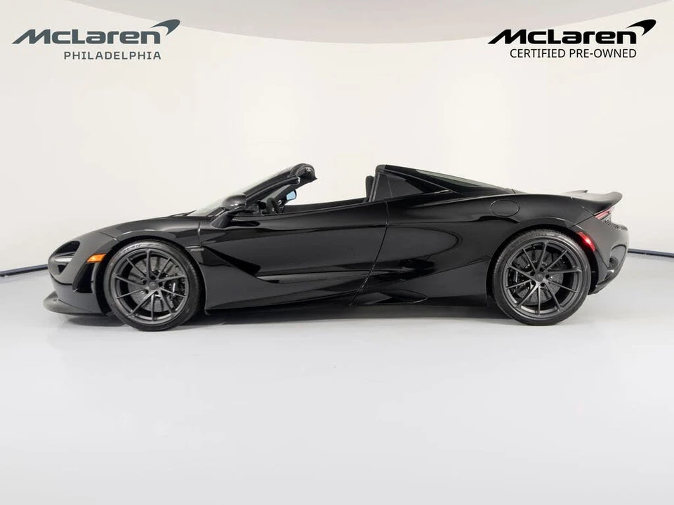 2025 McLaren 750S Spider - Image 3 of 31