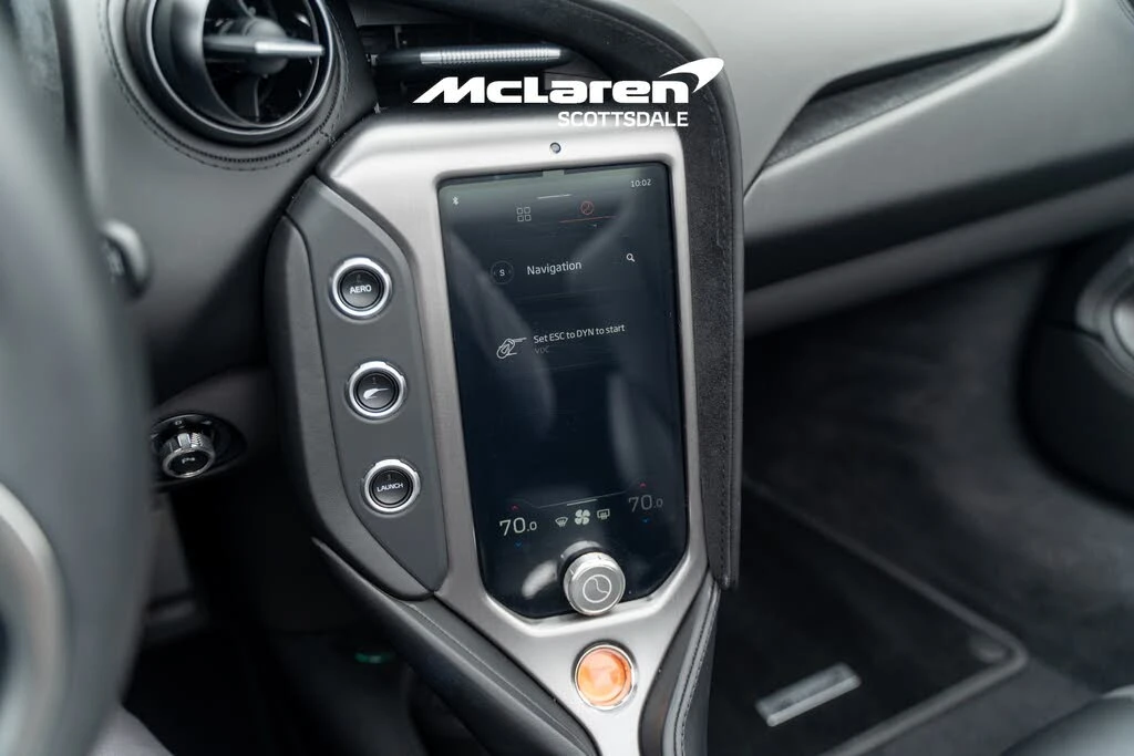 2025 McLaren 750S Spider - Image 15 of 30