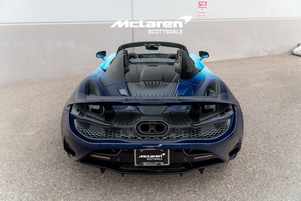 2025 McLaren 750S Spider - Image 25 of 30