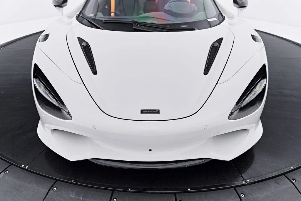 2025 McLaren 750S Spider - Image 30 of 31