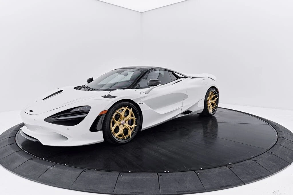 2025 McLaren 750S Spider - Image 12 of 31