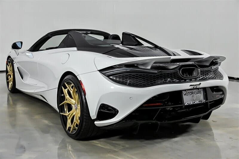 2025 McLaren 750S Spider - Image 12 of 31