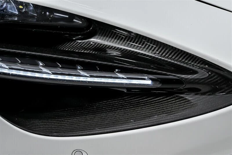 2025 McLaren 750S Spider - Image 4 of 31