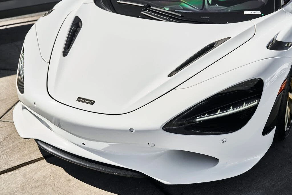 2025 McLaren 750S Spider - Image 7 of 31