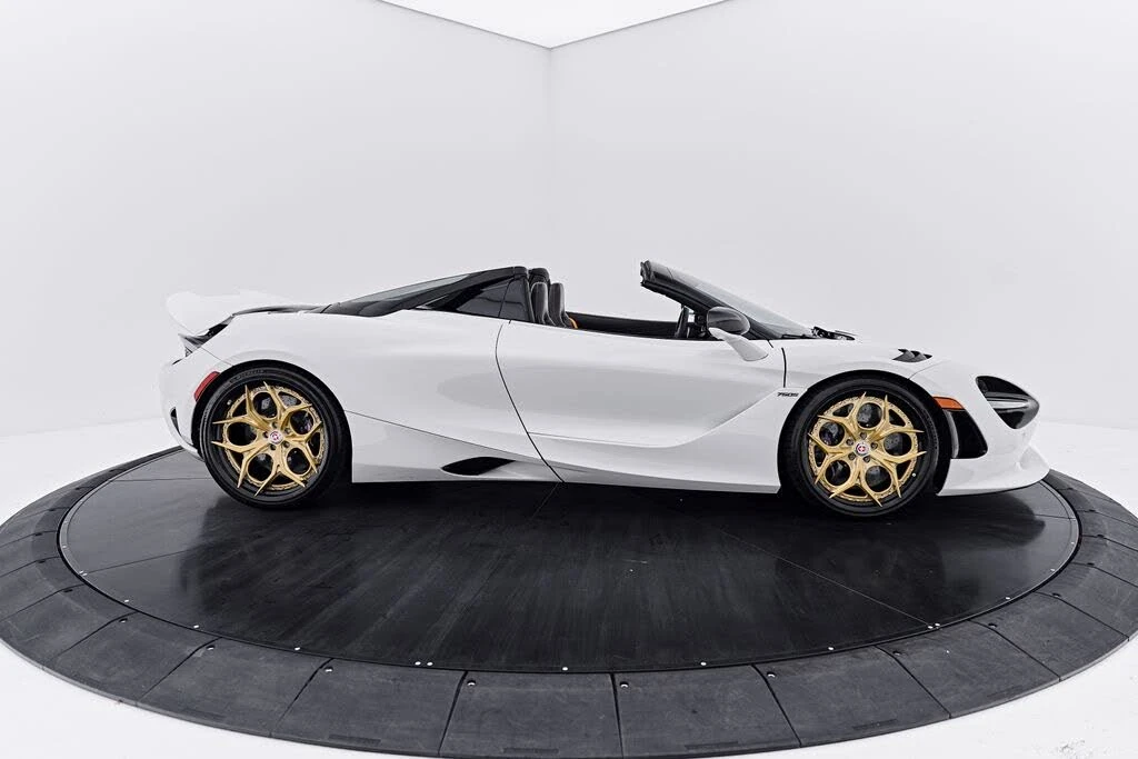 2025 McLaren 750S Spider - Image 20 of 31
